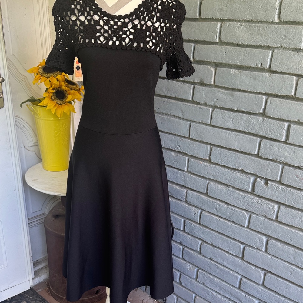 Carolina Herrera Elegant Black Midi Dress with Crochet Accents